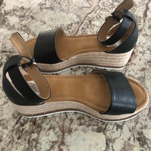 Dolce Vita platform espadrilles